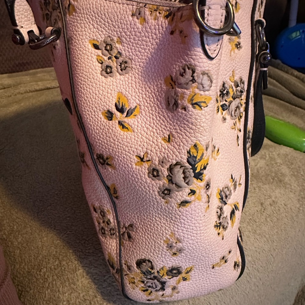 Coach White and Yellow Floral Satchel - Picture 6 of 7